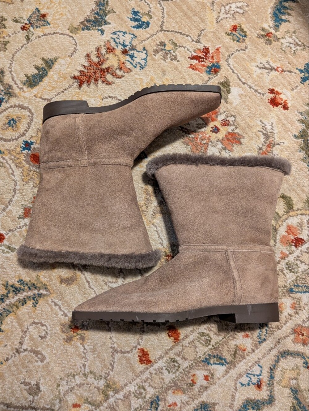 TOTEME Shearling-lined suede ankle boots - Picture 8 of 16